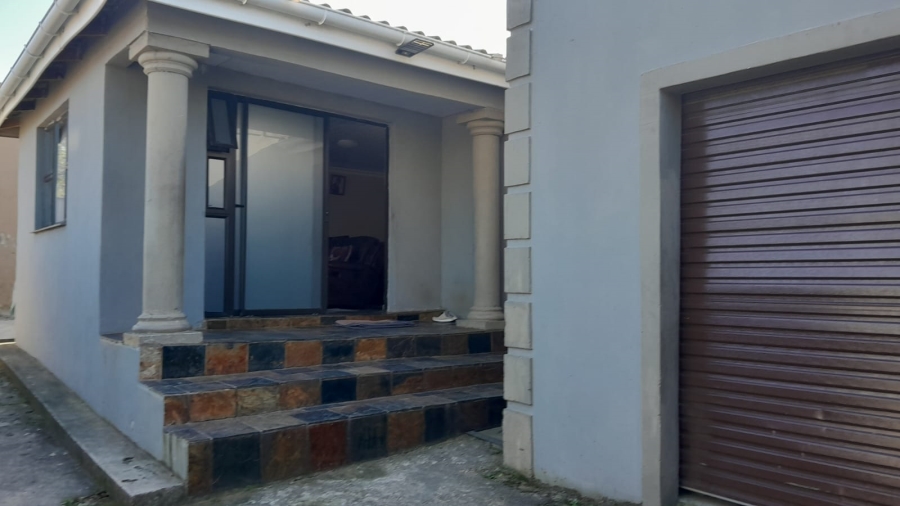 4 Bedroom Property for Sale in Mdantsane Eastern Cape